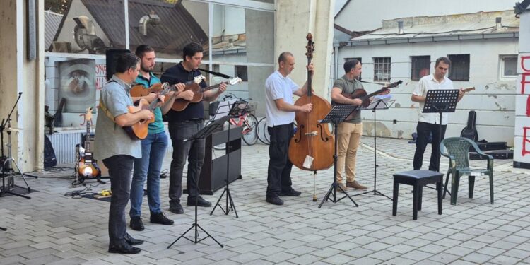 Tamburášsky orchester Ljubinka Lazića