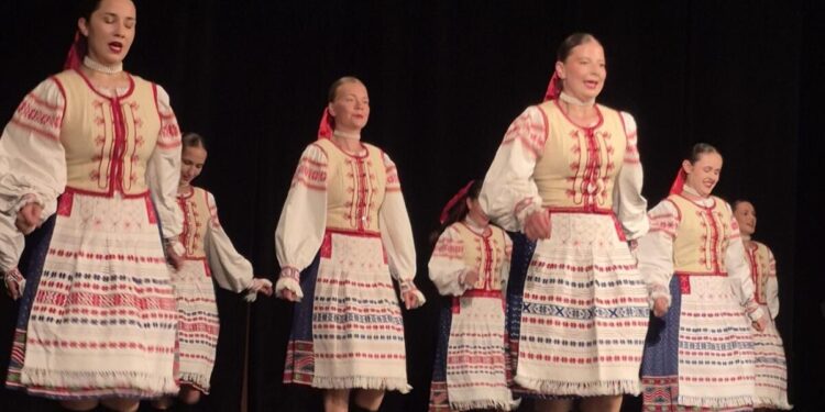 Dievčenská skupina