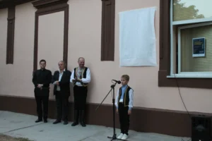 Úvodom zaznel prednes starodávnej aradáčskej polazuvaňky v podanímladého Kristiána Jánošíka