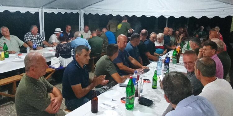 Zo slávnostného posedenia v padinskom loveckom dome