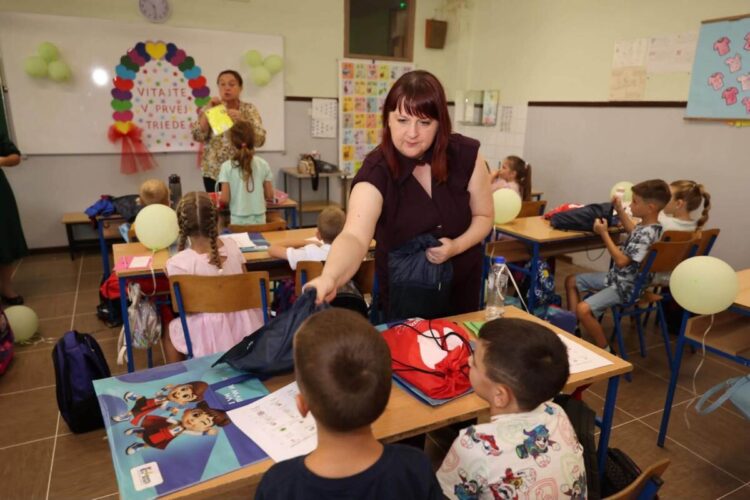 Aj prváci v Kulpíne dostali darčeky od predsedníčky obce