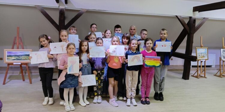 Spoločná fotografia účastníkov dielne Maľovanie čistého srdca