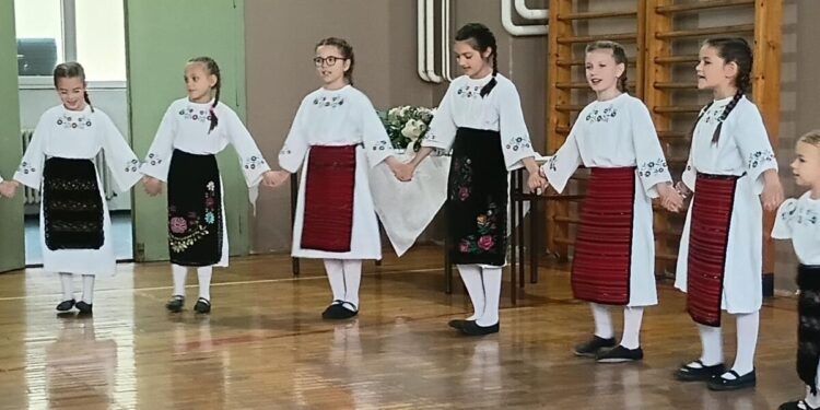 Aj tancom sa oslávil Deň školy